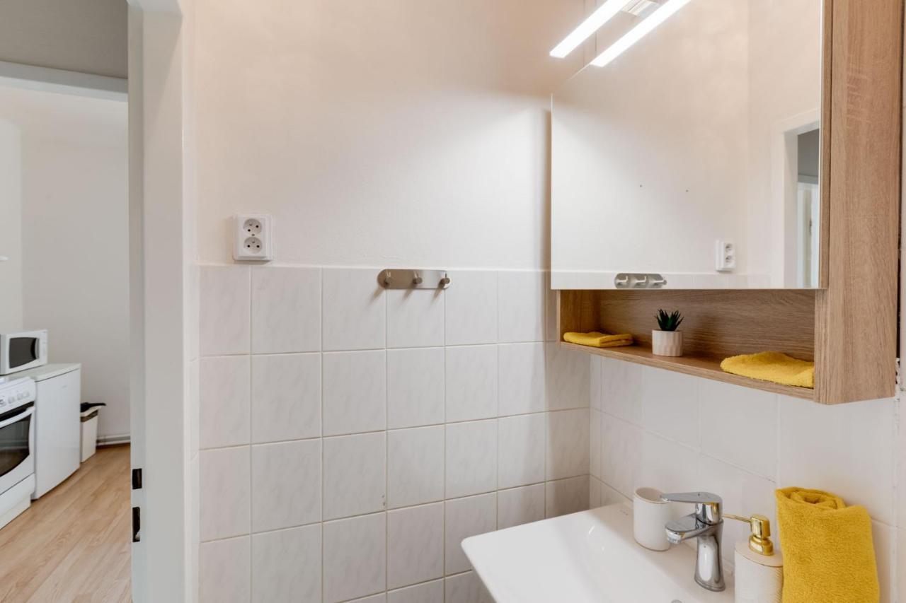 Sunshine Apartment Near The City Center Прага Экстерьер фото